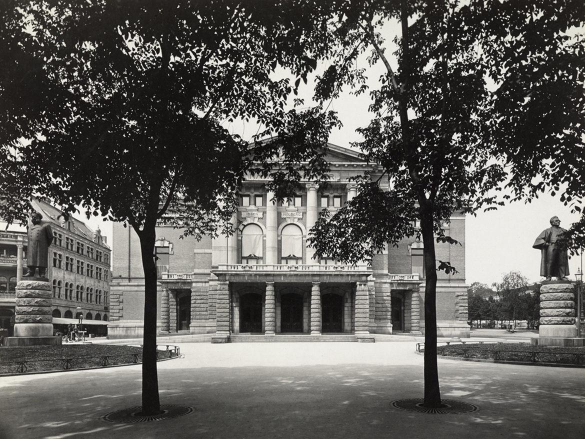 p-beate-ellingsen-nationaltheatret-fasade